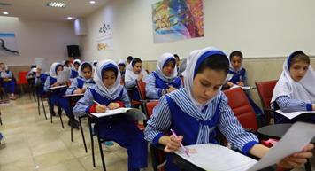 غیرحضوری شدن مدارس در مهرماه کذب است